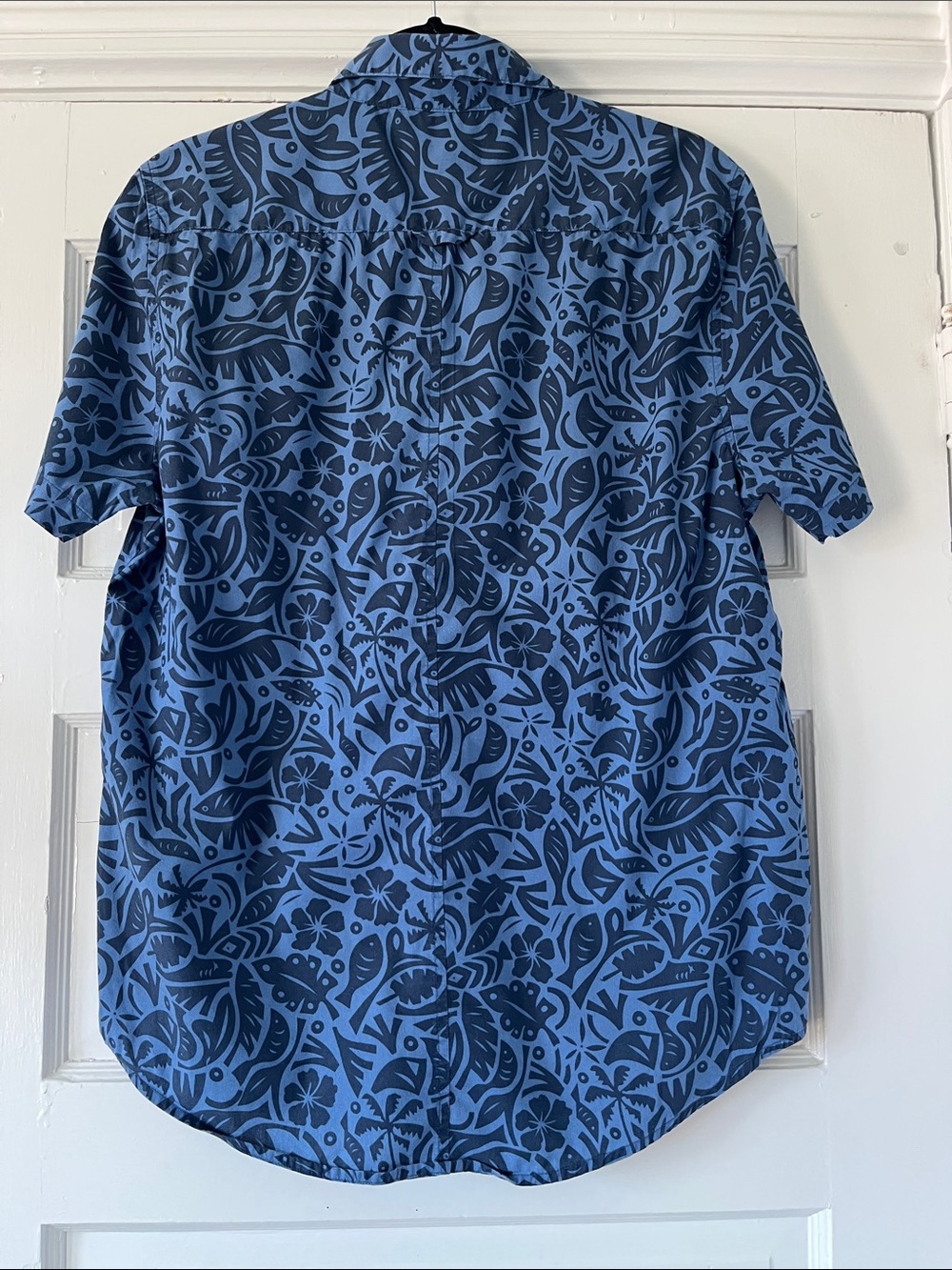 Trunks Shirt Size Medium - Picture 3 of 4